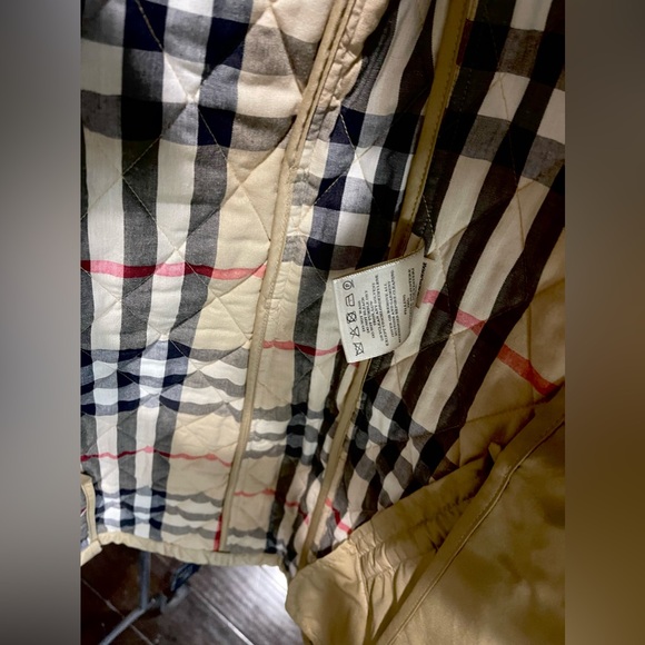 ❤️SOLD❤️BB coat - Picture 3 of 3